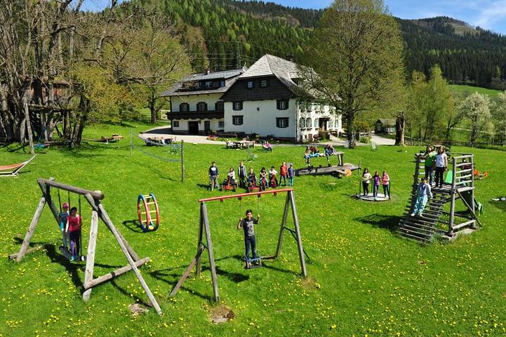 Ferienhaus für 8 Personen, mit Garten in Annaberg