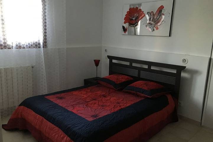 Gîte pour 4 personnes, avec Balcon à Pietrosella - 2