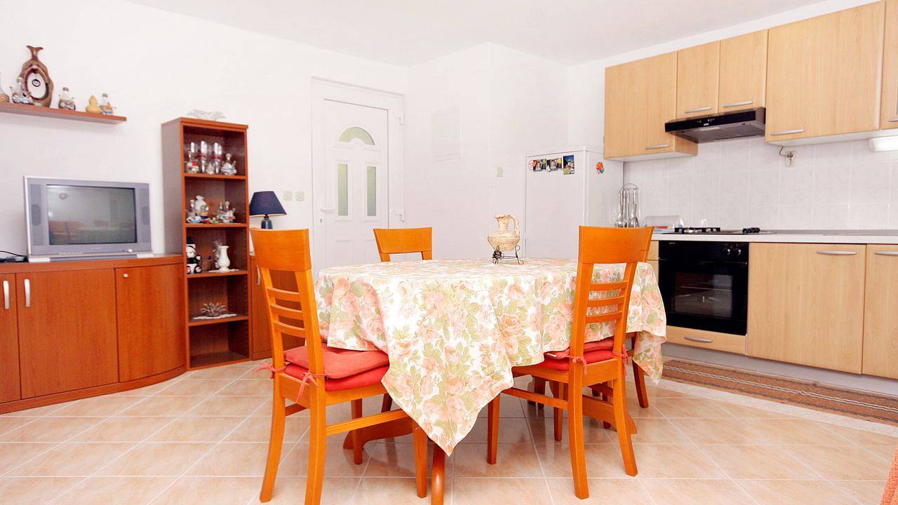 Ganze Ferienwohnung, Ferienwohnung für 2 Personen (40 m²) in Basina in Vrboska, Hvar