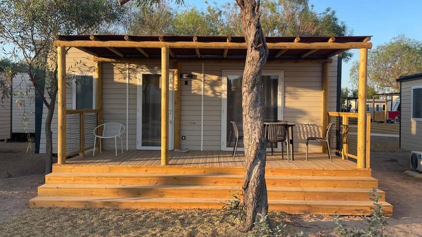 Camping para 6 personas, con Terraza además de Jardín y Piscina en Provincia de Almería
