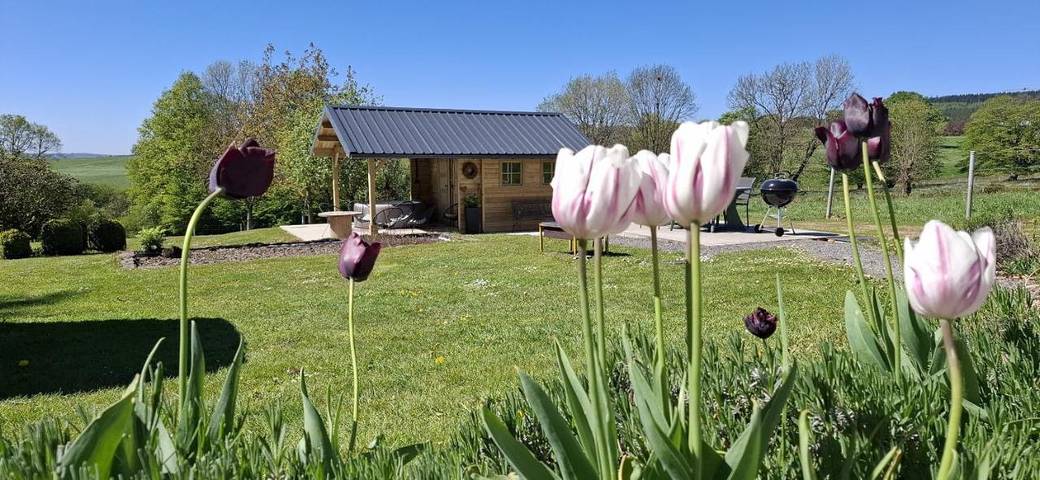 Location de vacances pour 6 personnes, avec jardin et jacuzzi dans Samrée