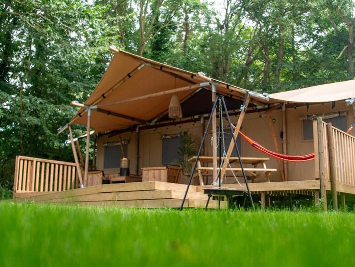 Camping für 7 Personen, mit Terrasse und Garten sowie Ausblick in Renesse