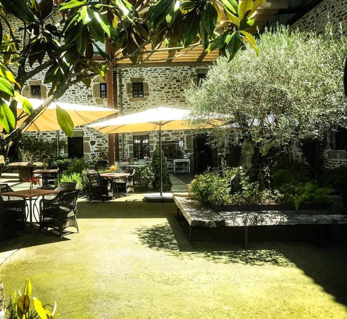 Hôtel pour 3 personnes, avec Terrasse et Jardin dans Quincoces de Yuso