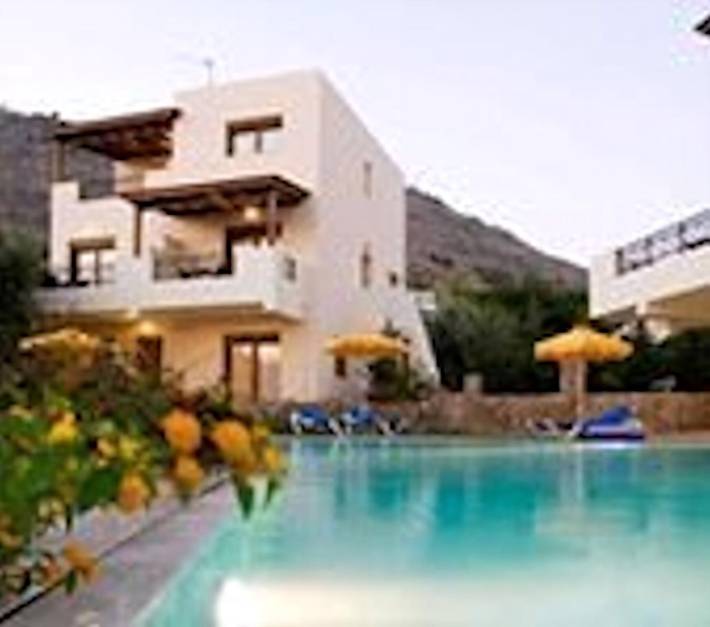 Villa for 8 people, with balcony and pool as well as ocean view in Rhodes