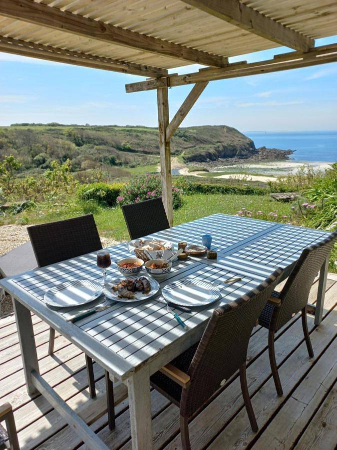 Location de vacances pour 4 personnes, avec Terrasse ainsi que Jardin et Vue à Ploumoguer