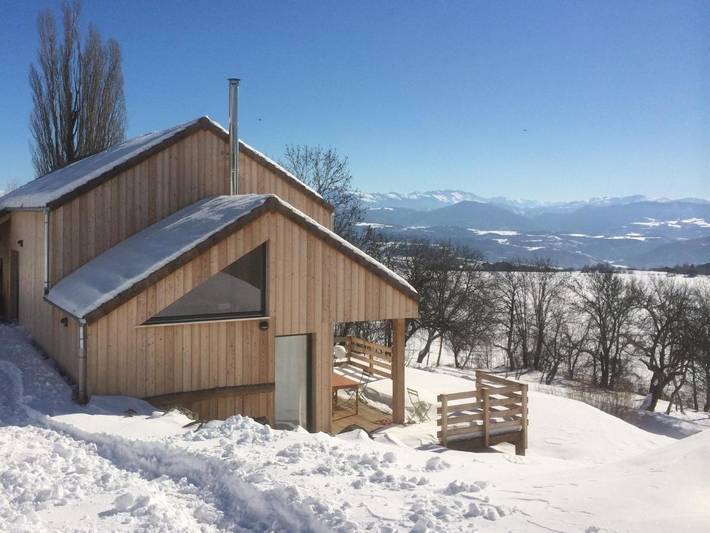 Location de vacances pour 5 personnes, avec vue ainsi que terrasse et sauna à La Roche-des-Arnauds - 4