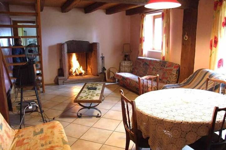 Gîte pour 5 personnes, avec terrasse et jardin à Plainfaing - 4