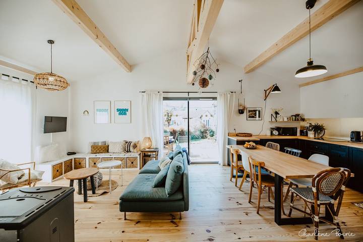 Gîte pour 6 personnes, avec terrasse et jardin