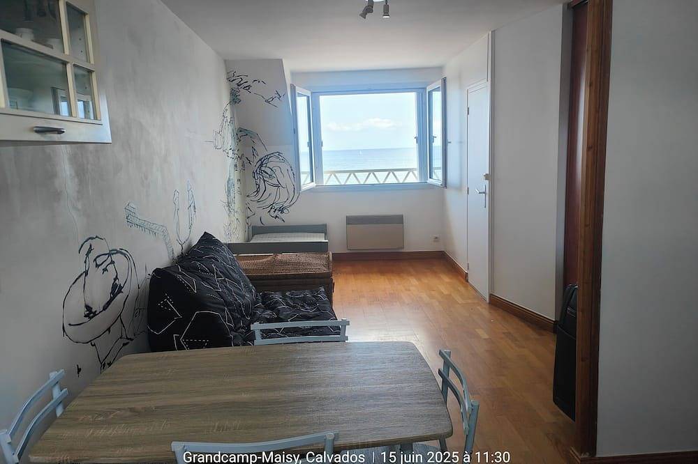 Appartement entier, Studio Front de mer vue imprenable in Saint-Benoît-de-l'Aure, Région de Bayeux