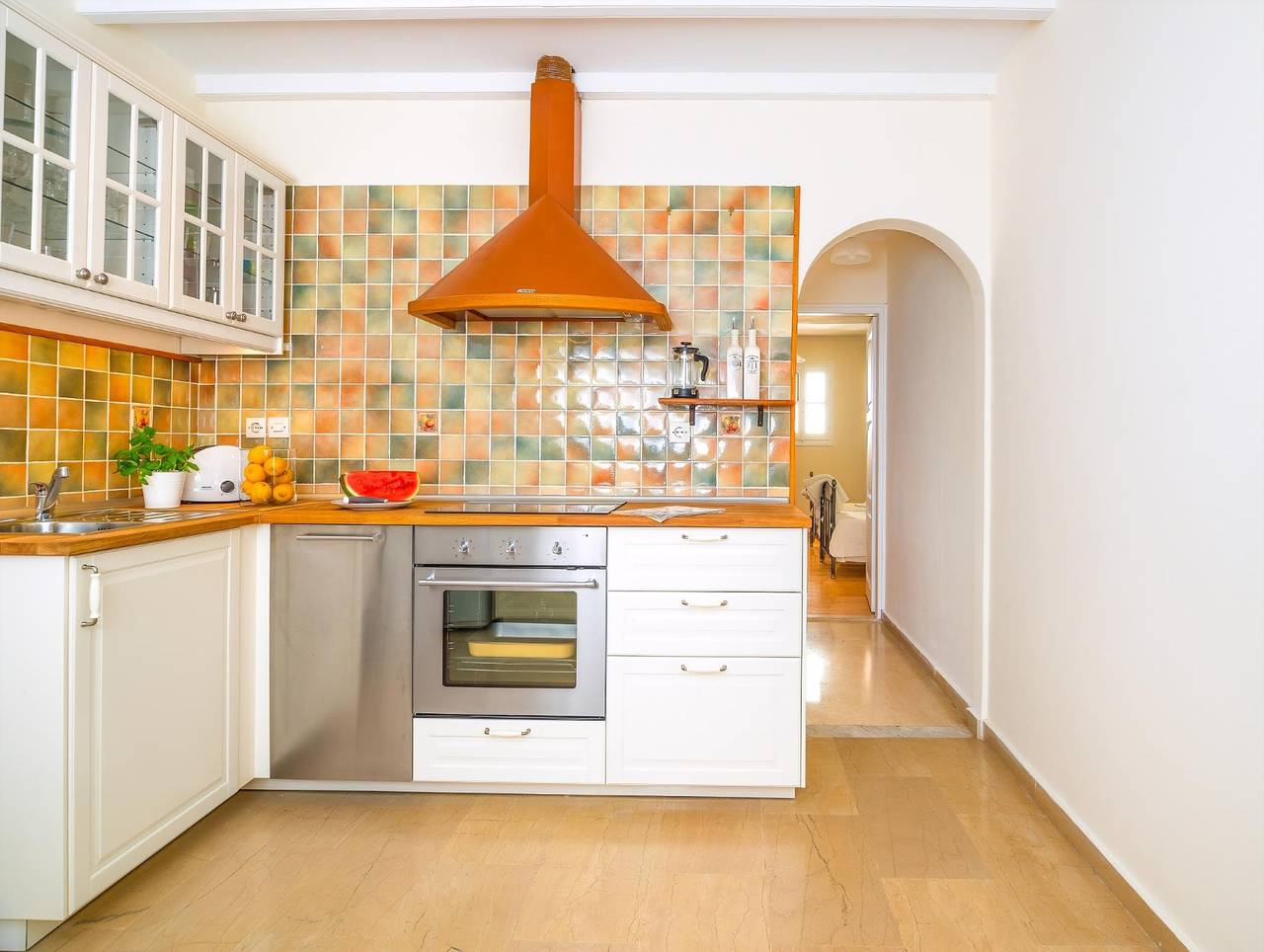 Charming Historic Cottage with Walled Courtyard in Agios Stephanos in Agios Stefanos (Corfu), Corfu