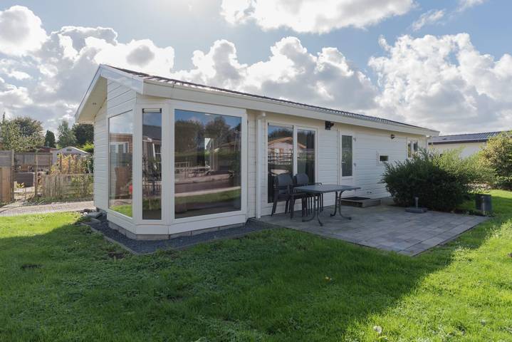 Ferienhaus für 6 Personen, mit Balkon/Terrasse und Terrasse sowie Garten