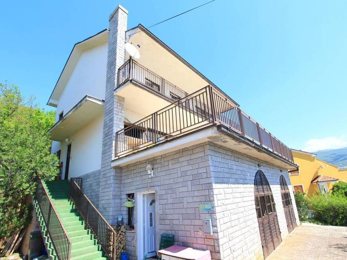 Wunderschönes Ferienhaus in Povile mit Garten, T in Povile, Primorje-Gorski Kotar