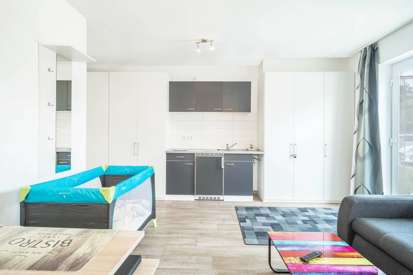 Ganze Wohnung, Ferienwohnung "Eyrich Eg" nahe am Bodensee mit Wlan, Terrasse und Garten; Parkplätze vorhanden in Lindau, Bayerisch Schwaben