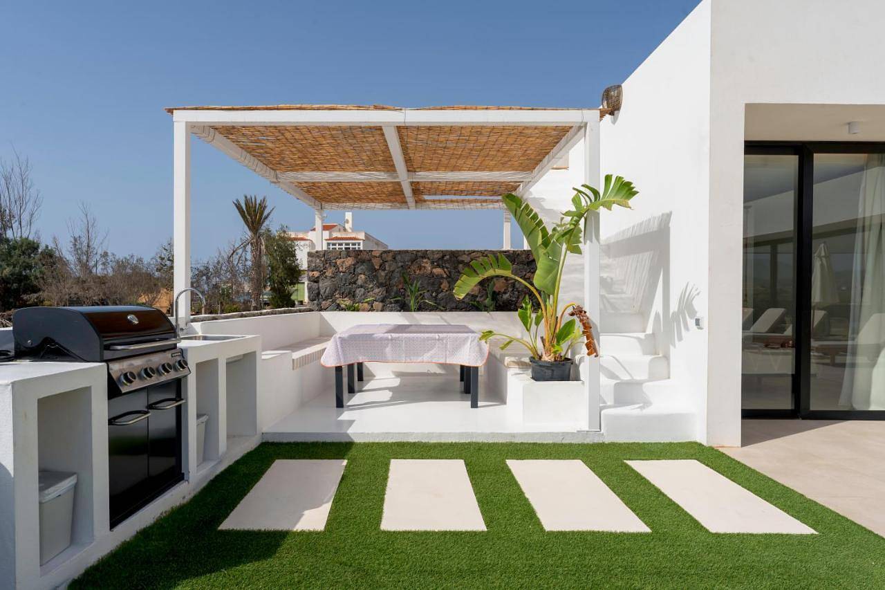 Villa with Private Pool in Lajares, La Oliva