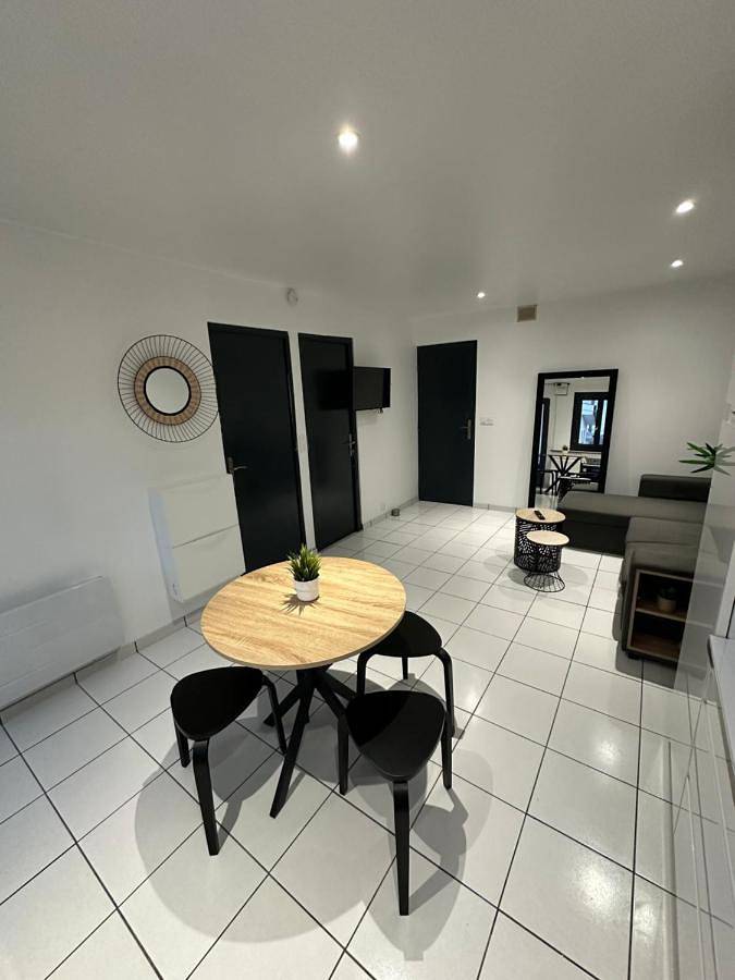 Gîte pour 2 personnes, avec balcon à Pont-du-Château - 2