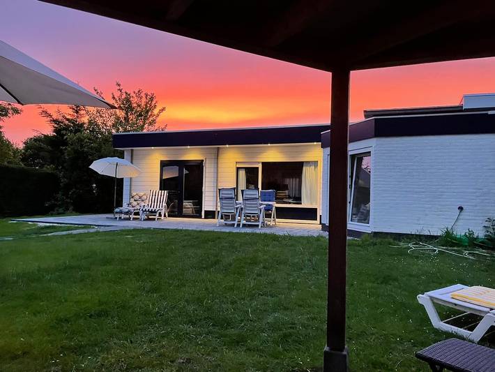 Strandhaus für 6 Personen, mit Garten in Nieuwvliet