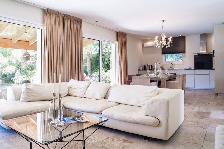 Gîte pour 6 personnes, avec jacuzzi et piscine à Pouzols-Minervois - 4