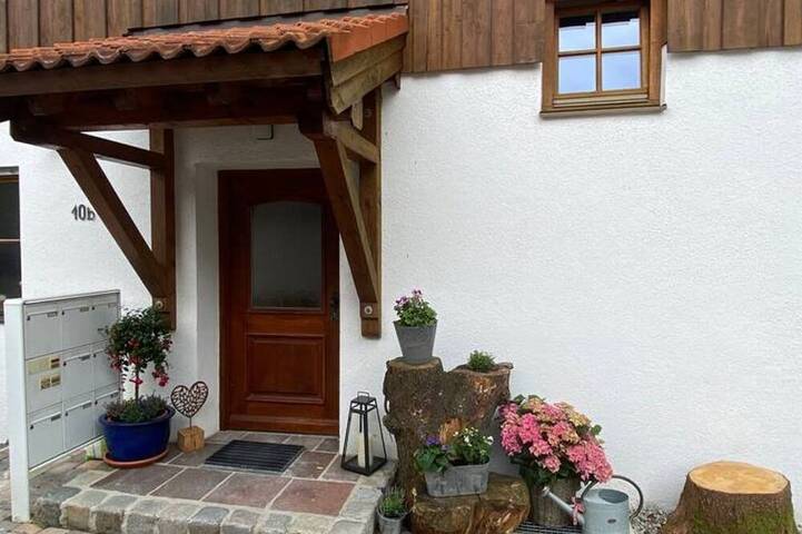 Ferienwohnung für 3 Personen, mit Whirlpool in Holzkirchen