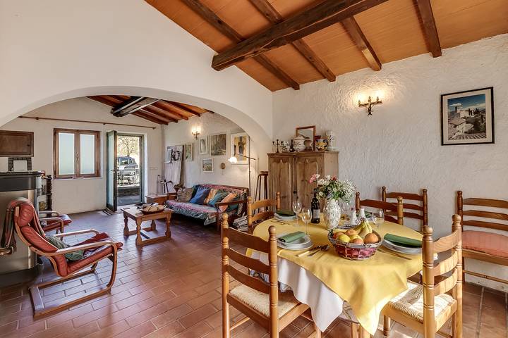 Location de vacances pour 6 personnes, avec piscine et terrasse, animaux acceptés à Barga - 4