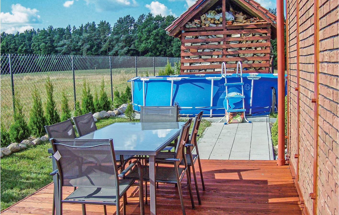 Ferienhaus für 6 Personen mit Pool in Slowinzischer Nationalpark