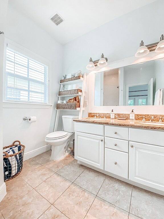 Oceanside Getaway: Beautiful Home with Boat Slip, Pool & Beach - Gated community in Windley Key, Islamorada