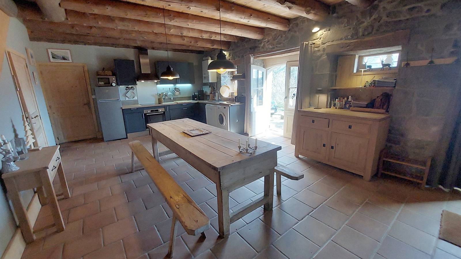 Gîte de caractère pour 8 personnes, proche du Lioran in Saint-Jacques-des-Blats, Région d'Aurillac