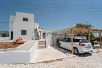 Apartment for 3 People in Paros, Paros Regional Unit, Photo 3