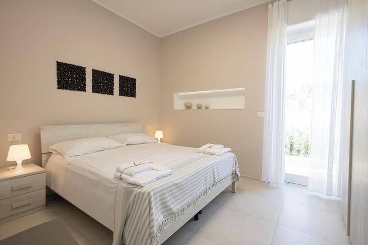 Außenbereiche und ein privater Pool für in Porto Cesareo, Golf von Tarent
