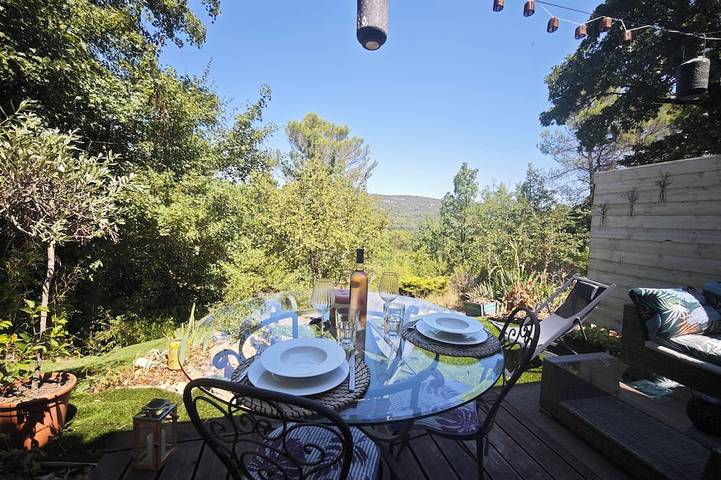 Gîte pour 2 personnes à Artigues (Var)