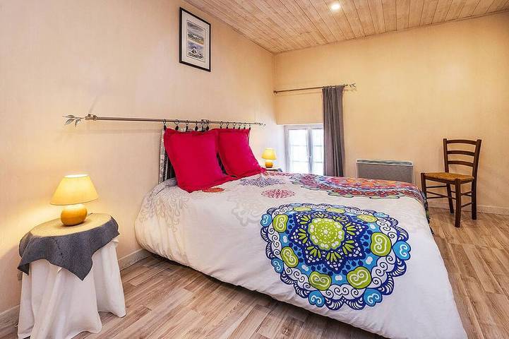 Location de vacances pour 4 personnes, avec piscine et jardin dans Germond-Rouvre