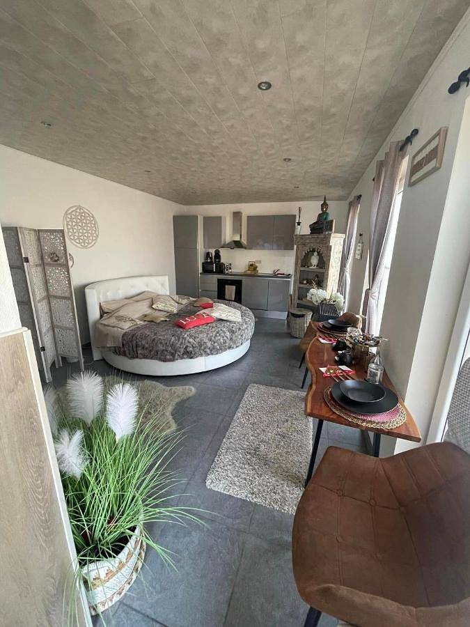 Appartement de vacances pour 2 personnes, avec sauna ainsi que jacuzzi et terrasse