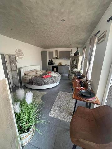 Gîte pour 2 personnes, avec sauna ainsi que jacuzzi et terrasse à Frameries