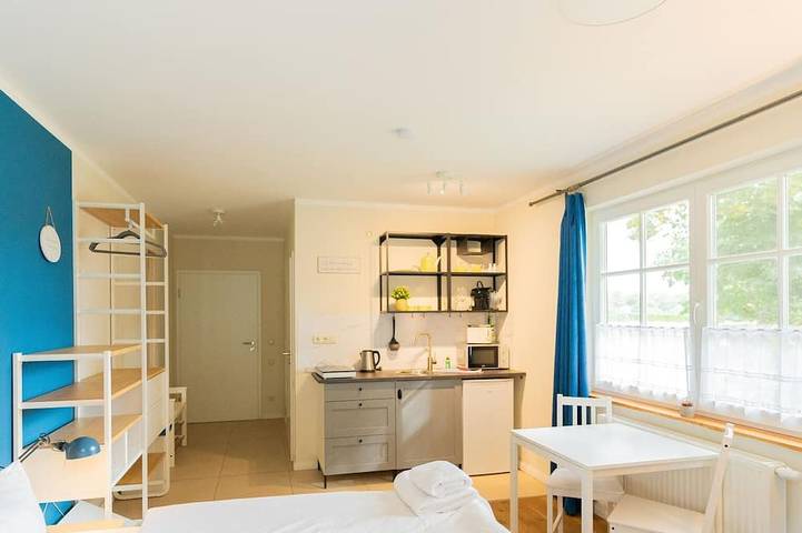 Ferienwohnung für 2 Personen, mit Garten und Whirlpool sowie Terrasse, mit Haustier in Mellenthin