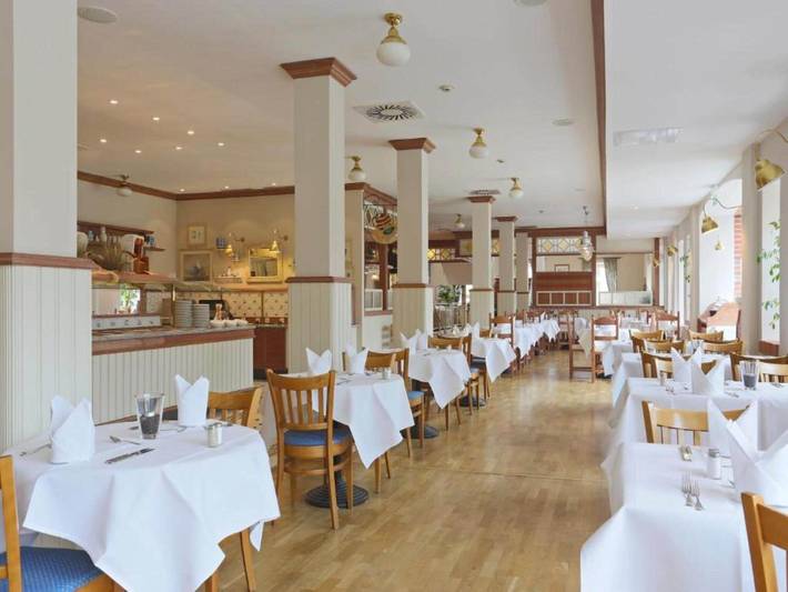 Ferienwohnung für 2 Personen, mit Sauna und Garten sowie Balkon und Pool, kinderfreundlich in Sagard - 4