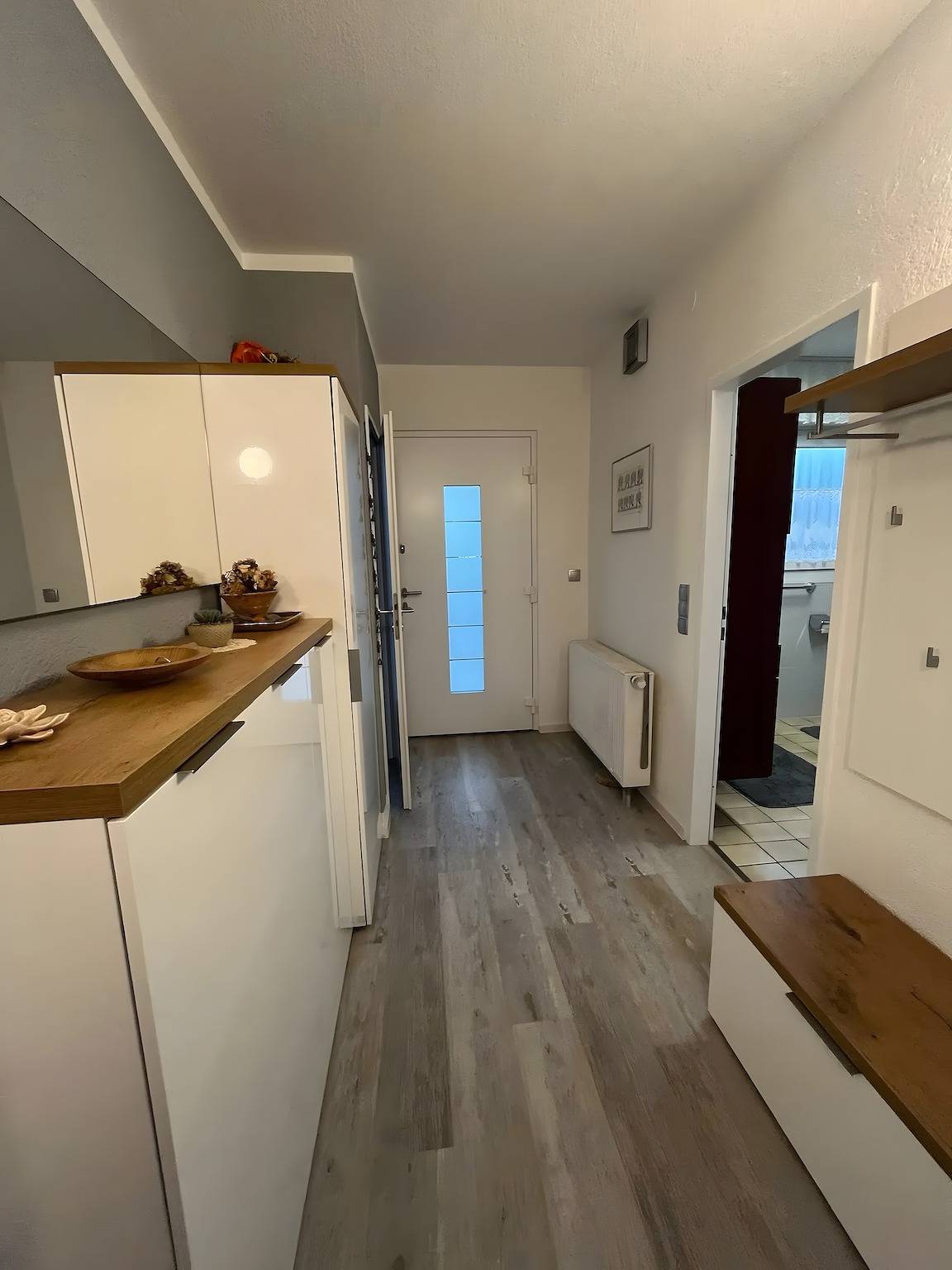 Apartamento entero, Apartamento 'Bei Den Taunusbäumen' con jardín privado y Wi-Fi in Neu-Anspach, Hochtaunuskreis