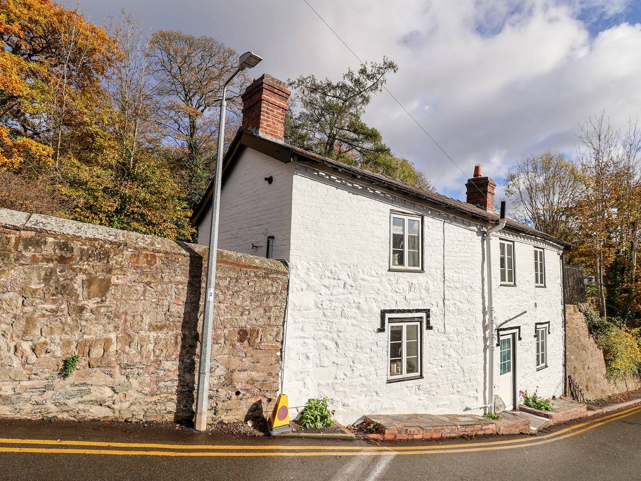 Wharf Cottage in Llangollen, Denbighshire