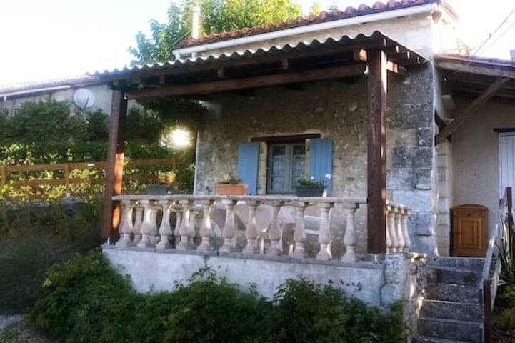 Location de vacances pour 2 personnes à Nanteuil-Auriac-de-Bourzac - 3