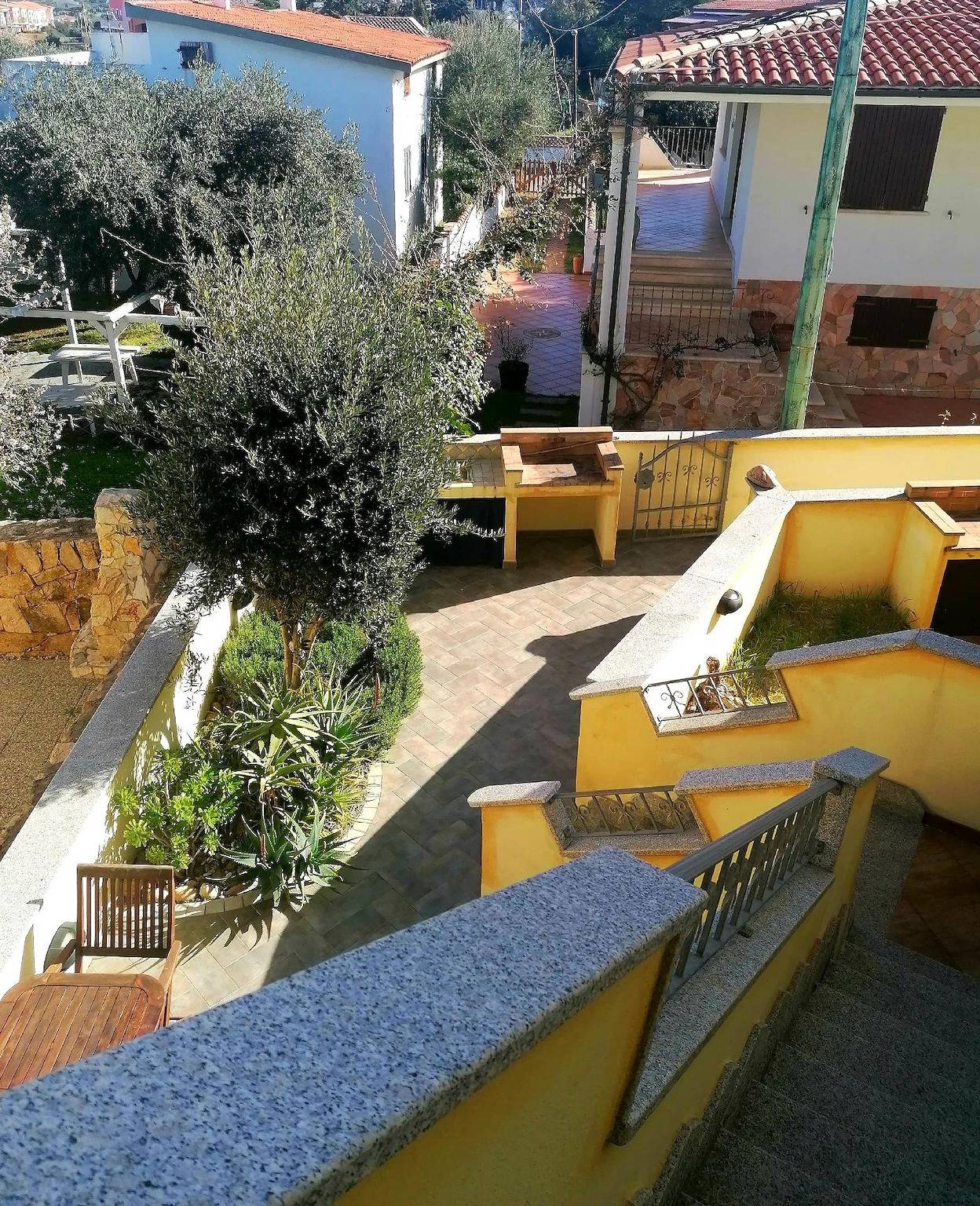 Ganze Ferienwohnung, Wohnung Mit Veranda Und Grosser Terrasse Mit Meerblick in La Ciaccia, Valledoria