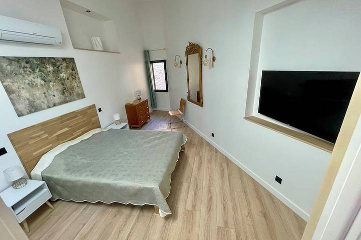 Location de vacances pour 2 personnes, avec terrasse à Sainte-Valière - 2