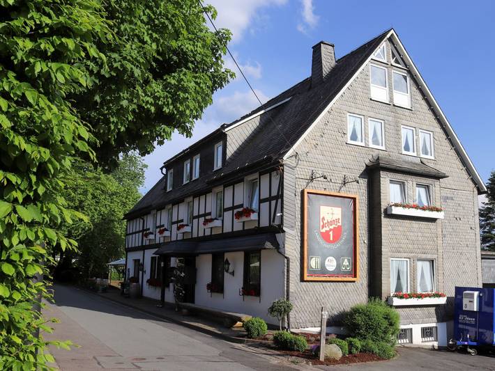 Zimmer für 2 Personen, mit Terrasse und Garten in Schmallenberg