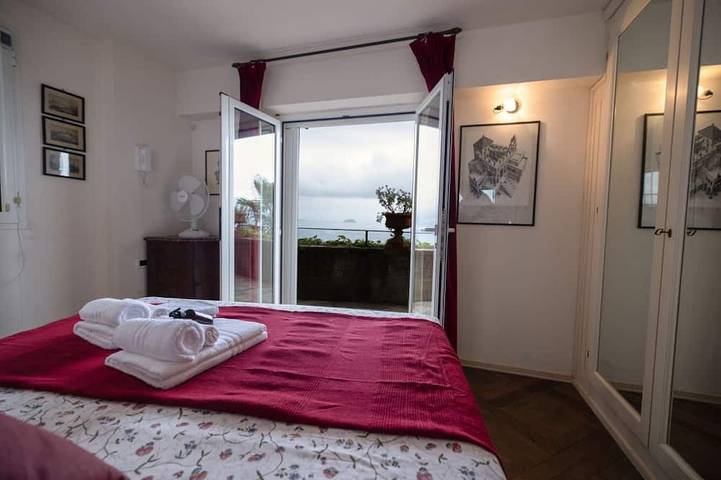 Appartamento intero, [Villa Del Golfo] Vista Incredibile • Arte • Relax in Laigueglia, Riviera di Ponente