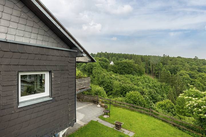 Apartamento inteiro, Apartamento 'Klein Aber Fein' com terraço partilhado, jardim partilhado e acesso Wi-Fi in Schanze, Schmallenberg
