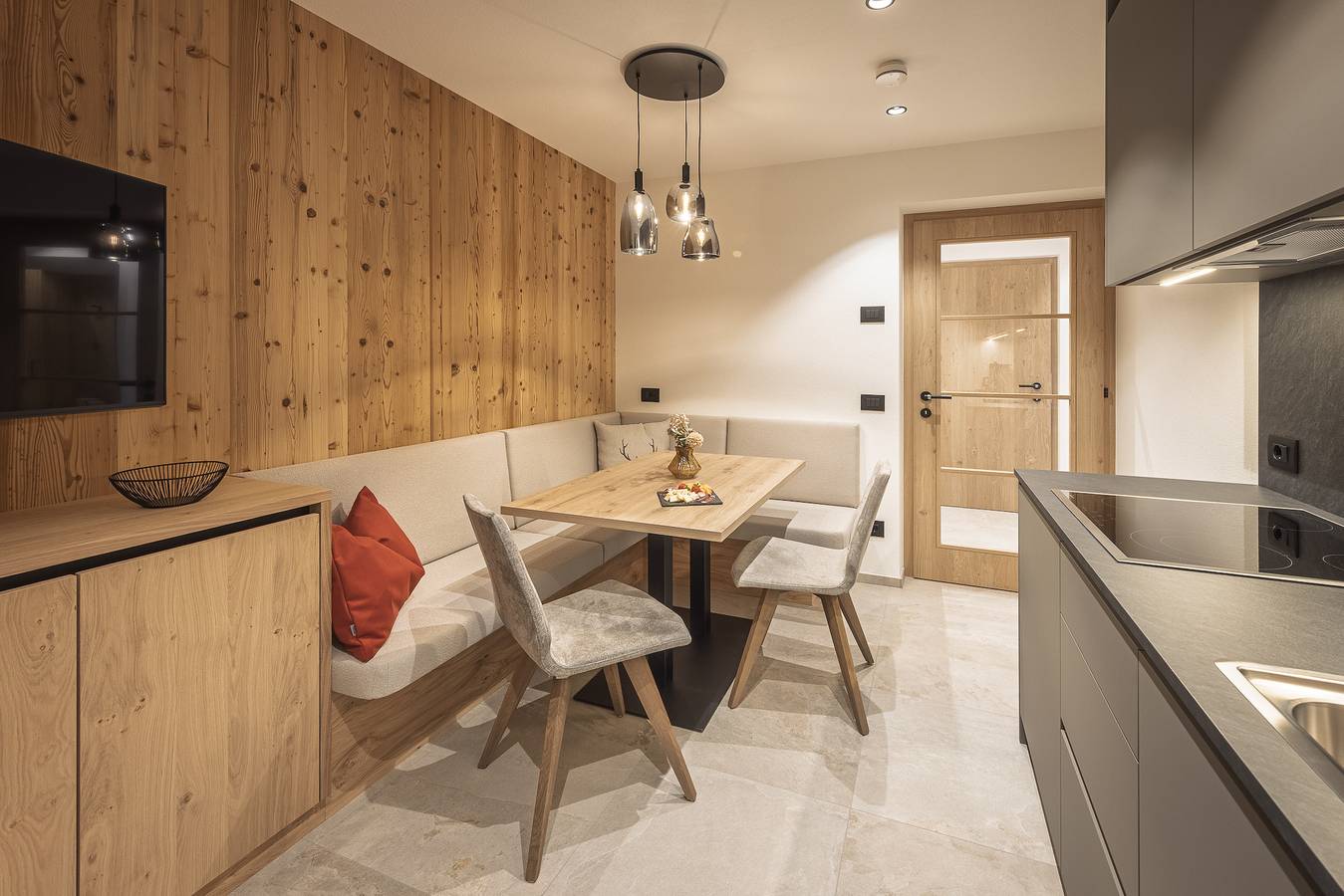 Ganze Wohnung, Ferienwohnung "Promberger - Alpin" mit Balkon, Bergblick und Sauna in Montal, St. Lorenzen