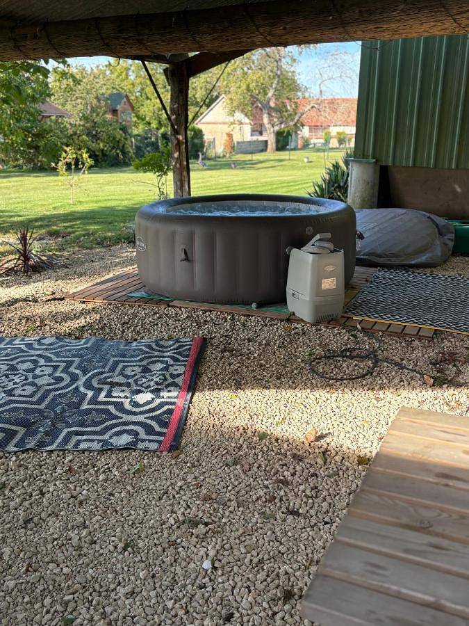 Gîte pour 2 personnes, avec terrasse ainsi que vue et jardin dans Vexin-sur-Epte - 3