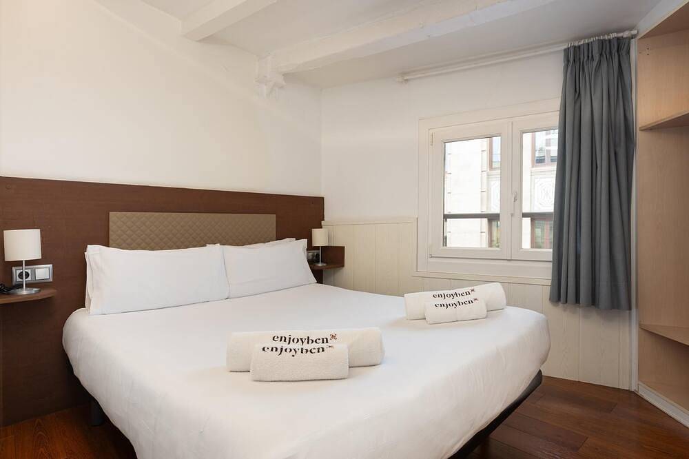 Appartement entier, Location de Vacances in Barcelona Centre, Barcelone