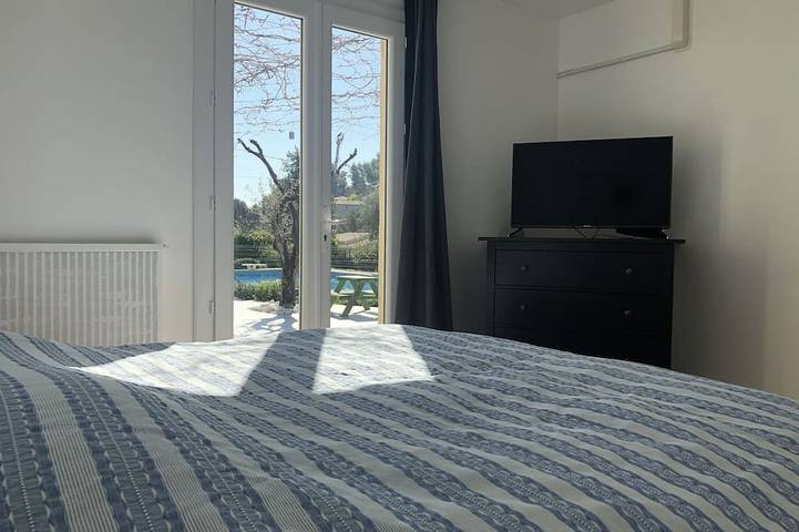 Location de vacances pour 6 personnes, avec jardin à Rognac - 3