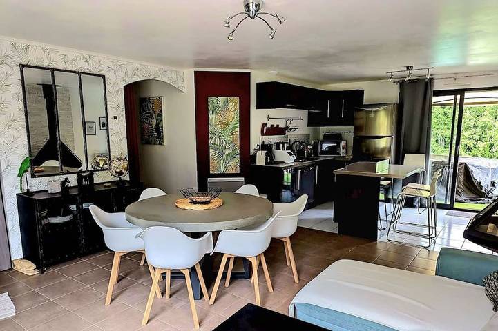 Location de vacances pour 6 personnes, avec Terrasse et Jardin à Marnac