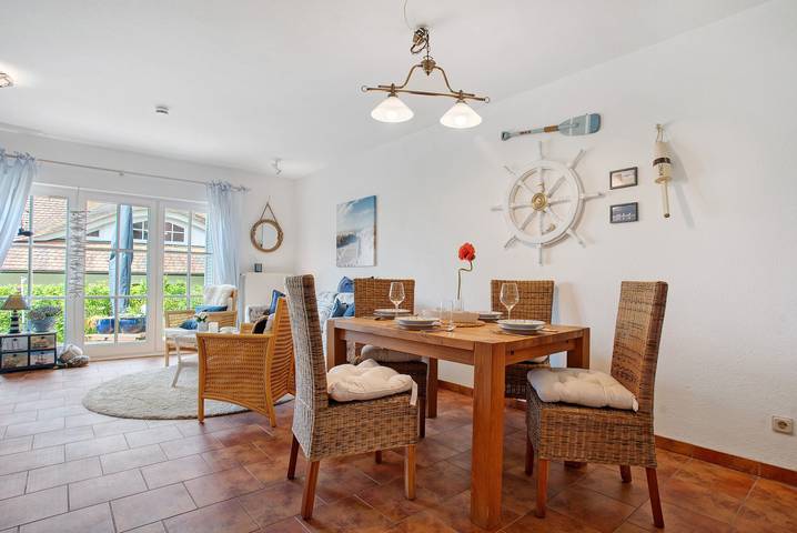 Ganze Wohnung, Ferienwohnung 'Fewo Yachthafenblick Nr 5' mit Meerblick, privater Terrasse und Wlan in Seedorf (Sellin), Sellin
