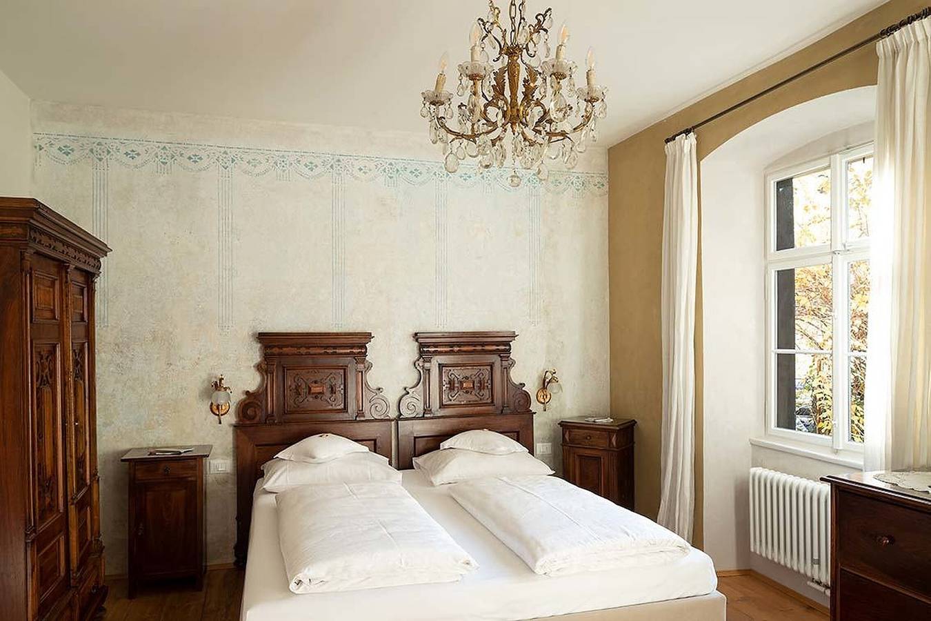 Ganze Wohnung, Ferienwohnung 'Villa Bergmann Husterer Suite' mit Gemeinschaftsgarten, Balkon und Wlan in Meran, Texelgruppe