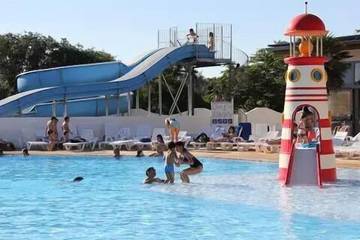 Camping pour 4 Personnes dans Saint-Georges-d'Oléron, Île d'Oléron, Photo 4
